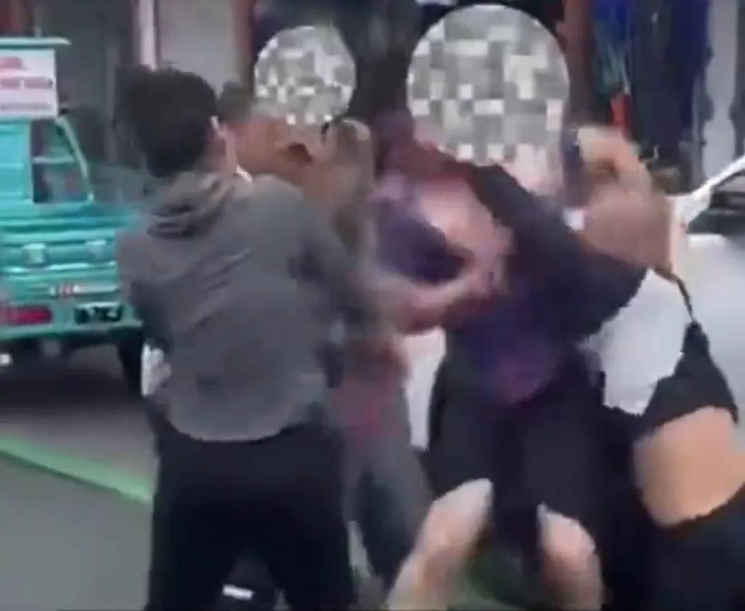 皇冠信用网正网_官方通报泾县游客被打事件处理结果：受害人获赔9000皇冠信用网正网，3人被行拘，县公安局多人被追责