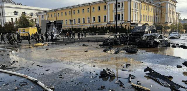 皇冠信用网去哪里弄
_泽连斯基恳求美欧皇冠信用网去哪里弄
,再救乌克兰一次,但特朗普已经换了“战场”