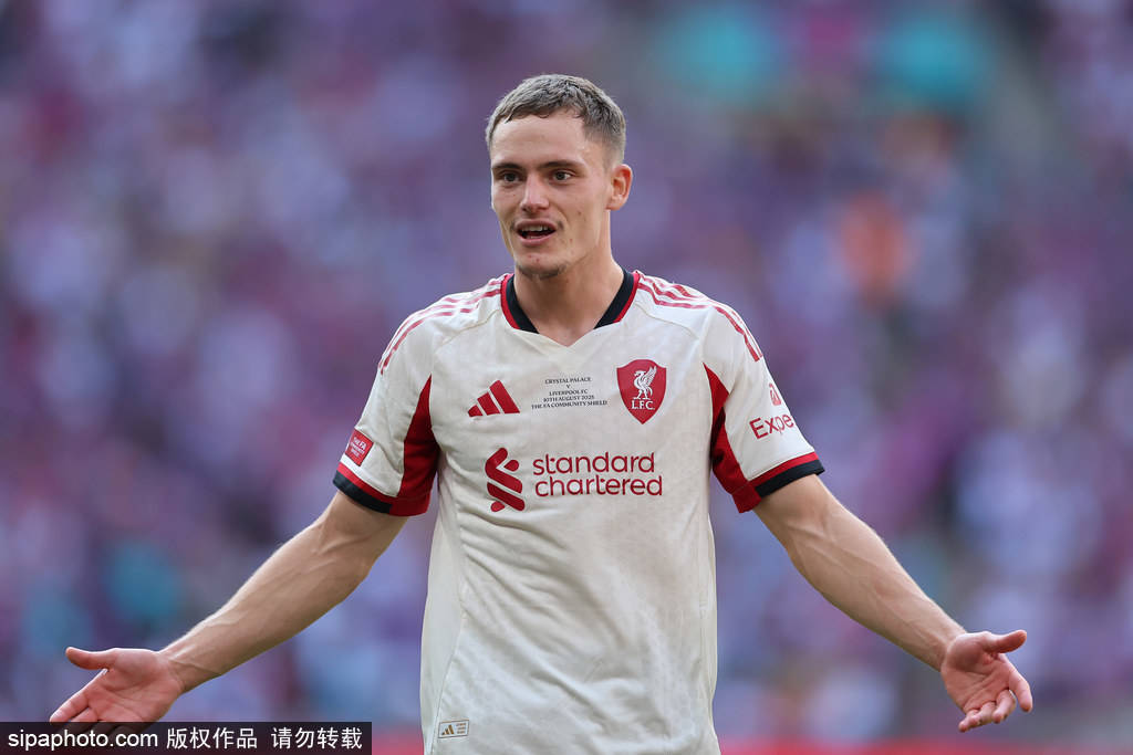 皇冠信用网代理如何注册
_观战台:利物浦打响英超揭幕战 曼联枪手锋线天团火拼