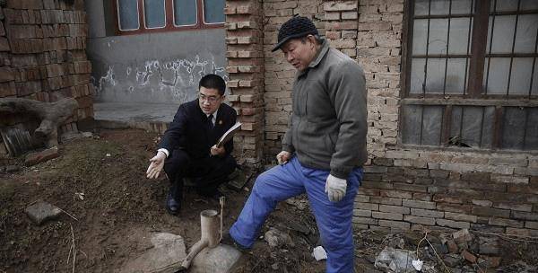 西班牙甲组联赛_秦岭脚下二十年如一日健身晨跑的他西班牙甲组联赛,以自律、温度与力量滋养法治年轮