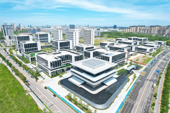 葡萄牙超级联赛_小米集团创始人雷军:年底实现武汉金山、小米研发中心万人规模葡萄牙超级联赛!与武汉大学、华中科技大学等13所高校共建“工程师训练营”